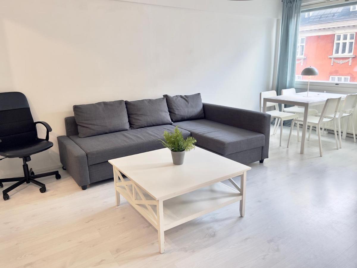 Lovely Central Apartment ヘルシンキ エクステリア 写真